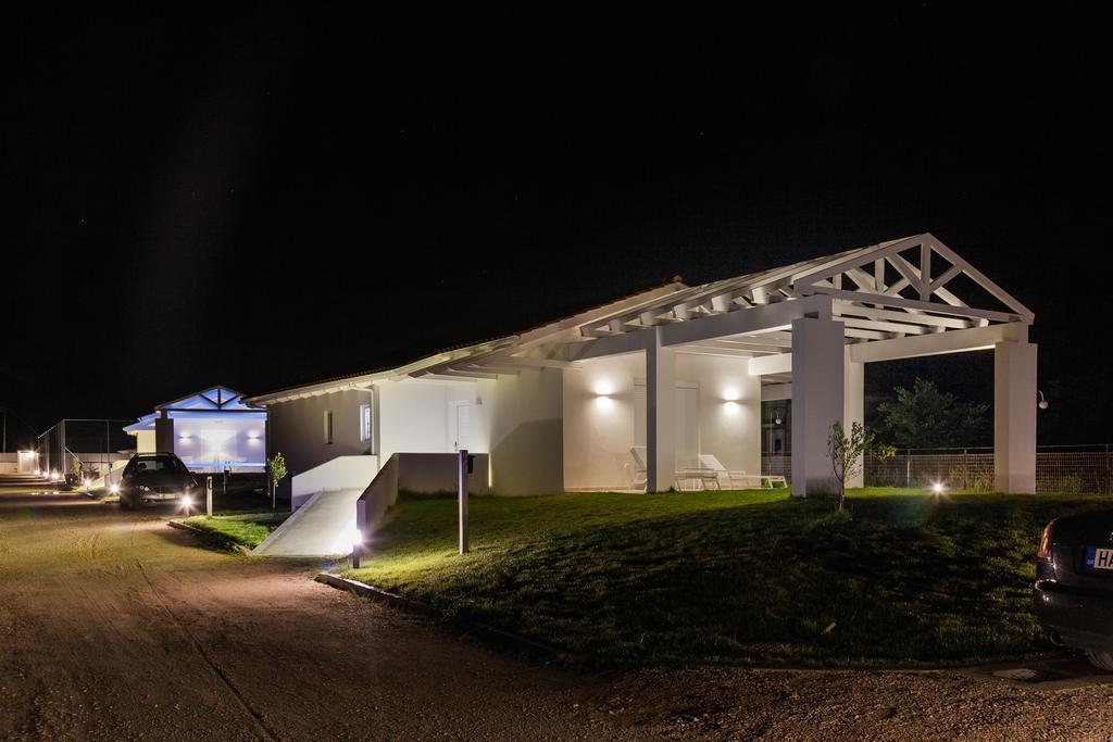 White Villas Douneika  Exterior photo